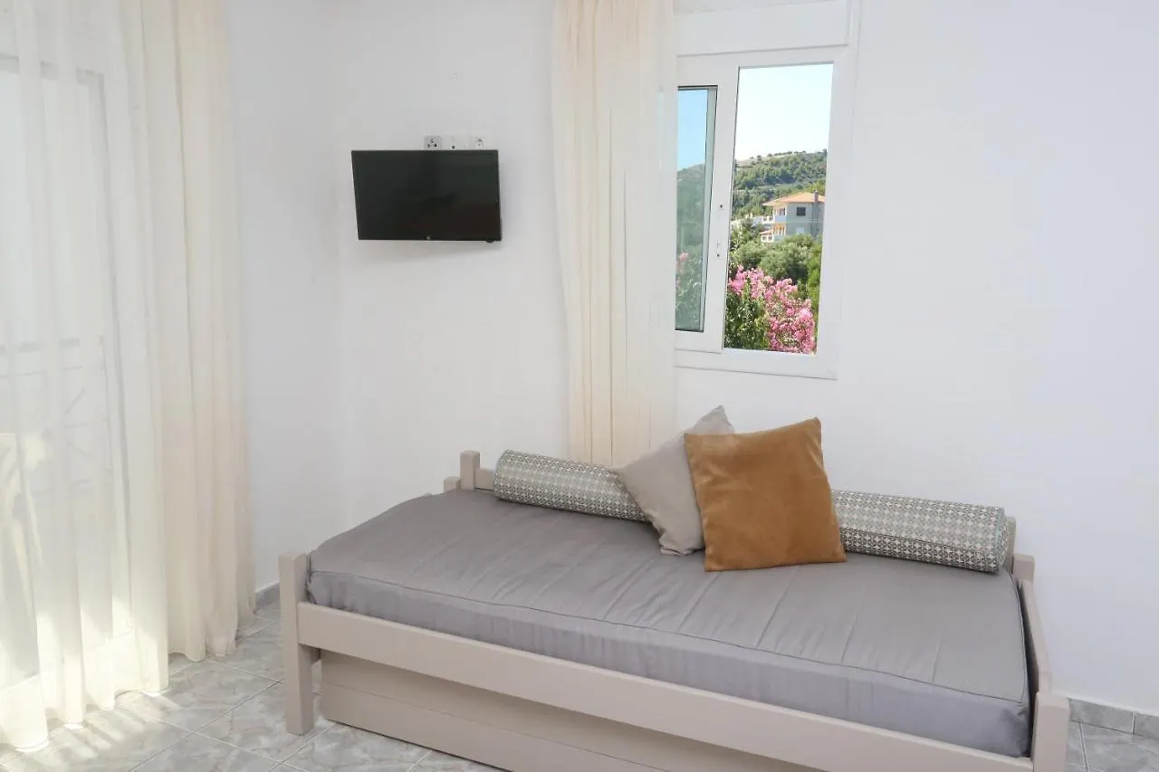 Apartament Maison Ciel Agia Paraskevi
